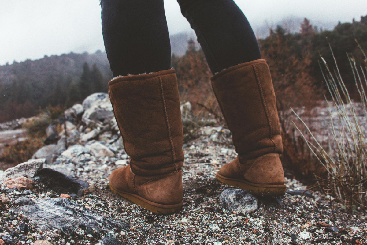 UGG